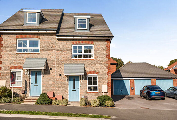 4 Bedroom Semi-Detached House For Sale In Rowdell Avenue, Coalpit Heath, Bristol, Gloucestershire, BS36