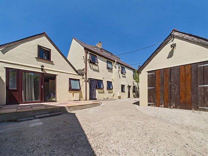 4 Bedroom End Of Terrace House For Sale In Trevarrack Road, Gulval, Penzance, TR18