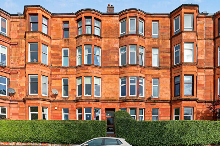 3 Bedroom Flat For Sale In / Thornwood Terrace, Thornwood, Glasgow, G11