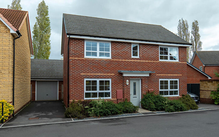 4 Bedroom Detached House For Sale In Macdonald Close, Melksham, SN12