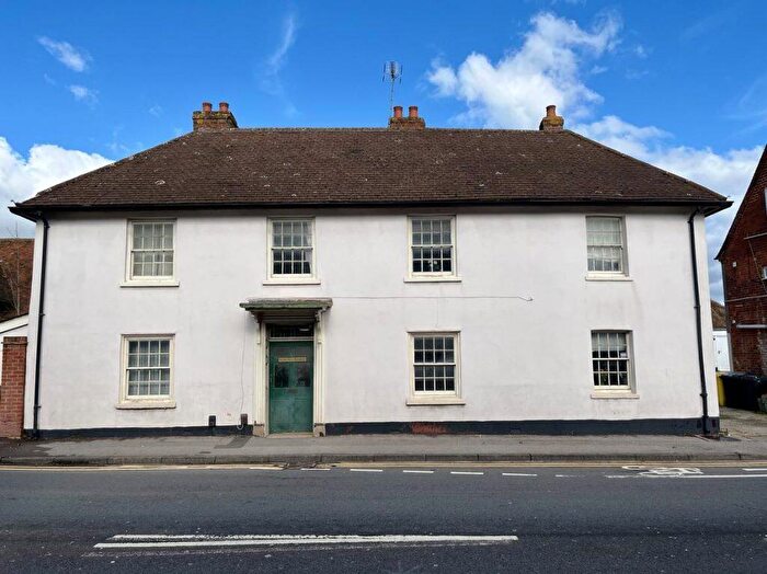 1 Bedroom Flat To Rent In Chapel Street Farmhouse, Thatcham, RG18