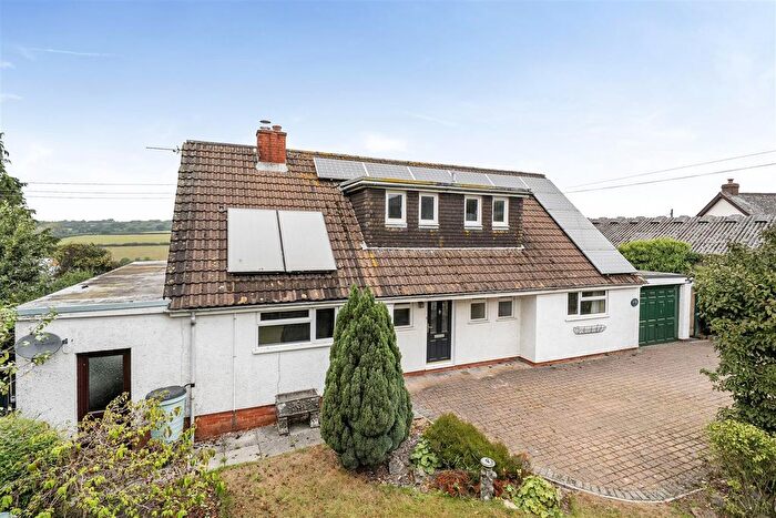 4 Bedroom Detached House For Sale In East Knowstone, South Molton, EX36