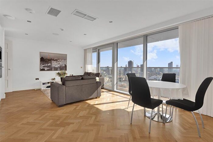 2 Bedroom Flat To Rent In Commercial Road, London, E1