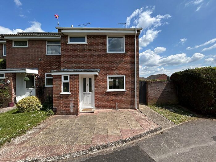 3 Bedroom End Of Terrace House For Sale In Cavalier Close, Yeovil, Somerset, BA21
