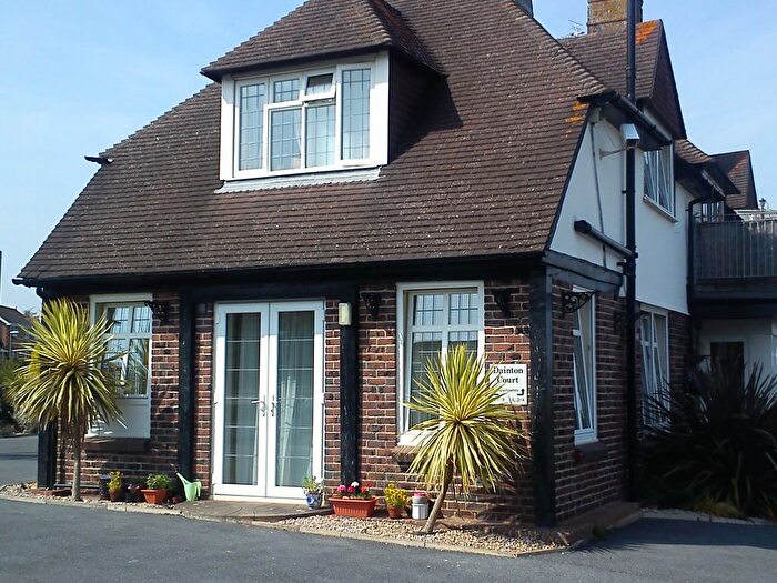 1 Bedroom Flat To Rent In Dartmouth Road, Paignton, TQ4