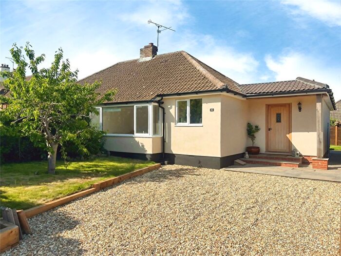 2 Bedroom Bungalow For Sale In Upper Weybourne Lane, Farnham, Surrey, GU9