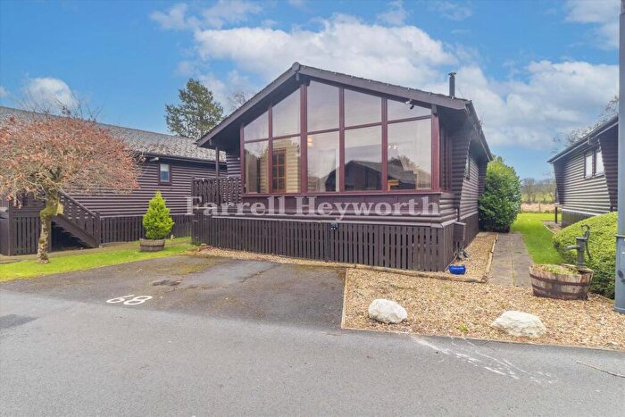 2 Bedroom Park Home For Sale In Pine Lake, Dock Acres, Carnforth, LA6