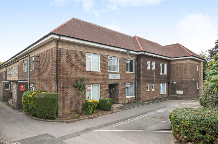 2 Bedroom Flat For Sale In Cunningham House, Claylands Road, Bishops Waltham, SO32