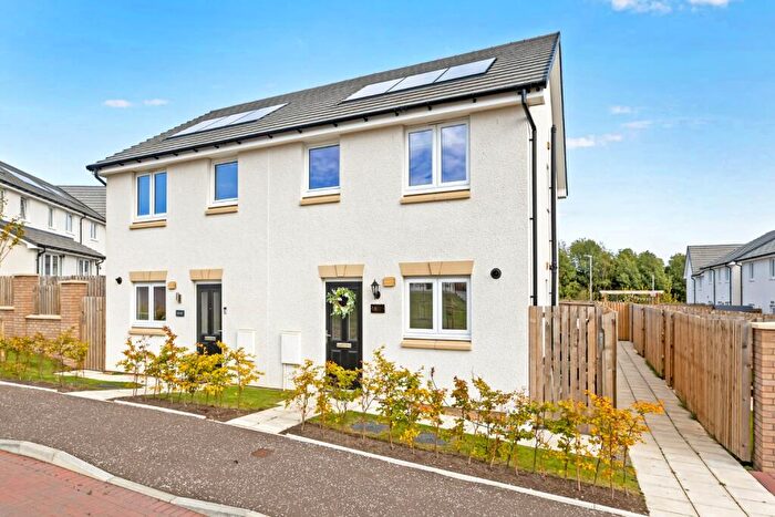 3 Bedroom Semi-Detached House For Sale In Niven Way, Edinburgh, EH12