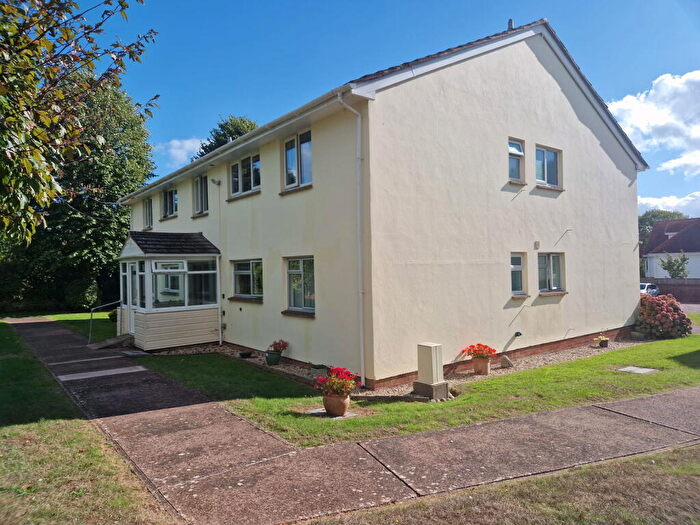 2 Bedroom Flat For Sale In Stevenstone Road, Exmouth, EX8