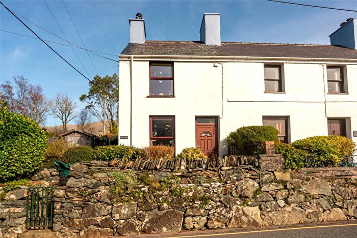 2 Bedroom Semi-Detached House For Sale In Rhyd Ddu, Caernarfon, Gwynedd, LL54