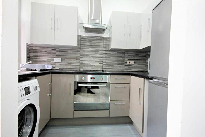 2 Bedroom Apartment To Rent In Flat, Connaught House, - Mount Street, Preston, PR1