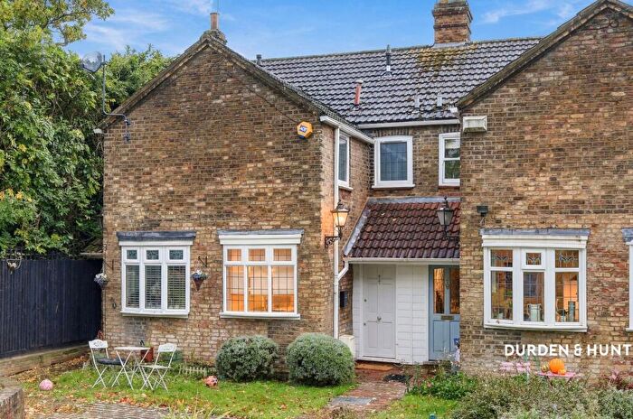 2 Bedroom Semi-Detached House To Rent In High Road, Chigwell, IG7