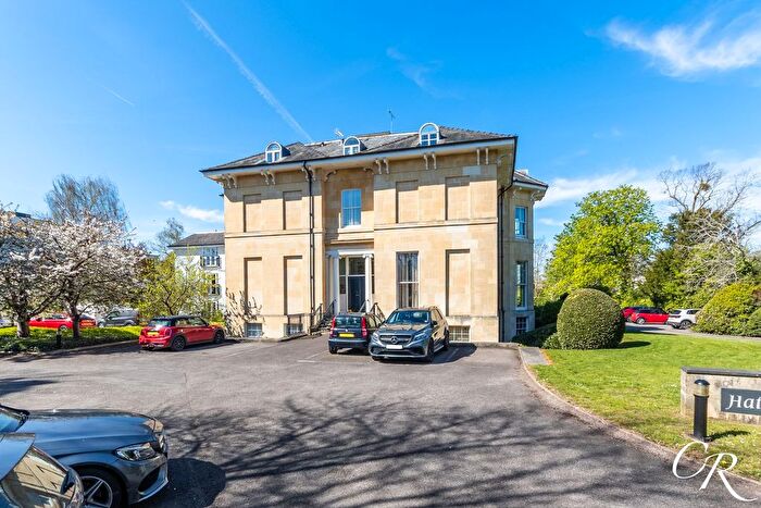 2 Bedroom Flat For Sale In Hatherley Road, Lansdown, GL51