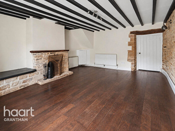 2 Bedroom Terraced House For Sale In Ermine Street, Grantham, NG32