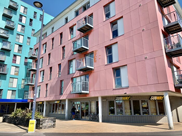 2 Bedroom Apartment To Rent In Horizon Building, Portsmouth, PO4