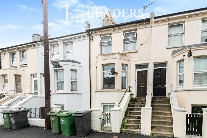 1 Bedroom Flat To Rent In Cavendish Place, Eastbourne, East Sussex, BN21