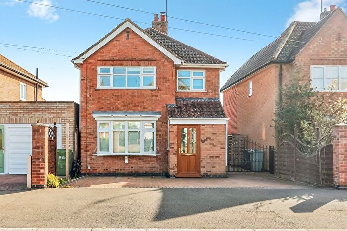 3 Bedroom Detached House For Sale In Sutherland Way, Stamford, PE9