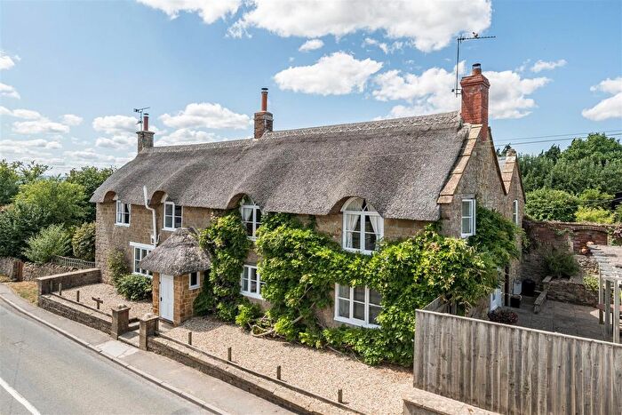 5 Bedroom Detached House For Sale In Puckington, Ilminster, TA19