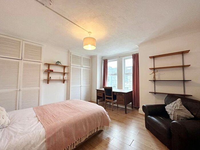 6 Bedroom Terraced House To Rent In Brading Road, Brighton, BN2