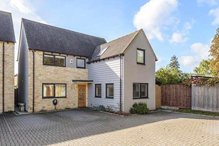 3 Bedroom Detached House To Rent In Warland Gardens, Kidlington, OX5