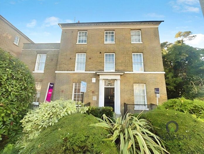 2 Bedroom Flat To Rent In Ashford Road, Maidstone, Kent, ME14