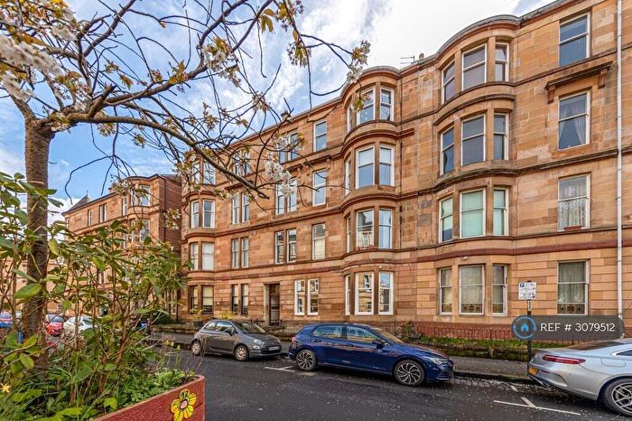 3 Bedroom Flat To Rent In West Princes Street, Glasgow, G4