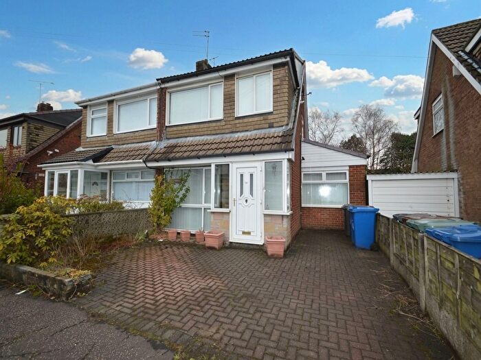 3 Bedroom Semi-Detached House To Rent In Nuttall Avenue, Whitefield, M45
