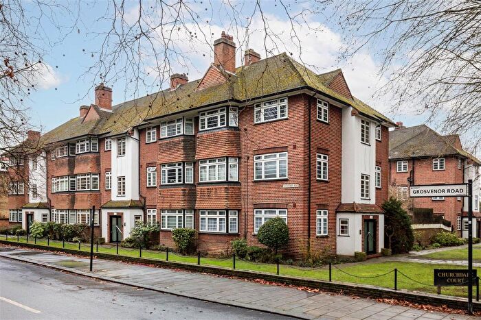 2 Bedroom Flat To Rent In Grosvenor Road, W4