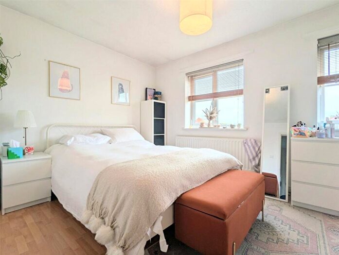 3 Bedroom Semi-Detached House To Rent In Colliers Break, Emersons Green, Bristol, BS16