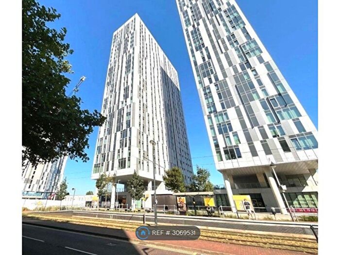 1 Bedroom Flat To Rent In Michigan Point Tower A, Media City, M50