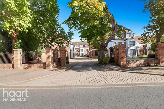 1 Bedroom Flat For Sale In Chalvey Park, Slough, SL1