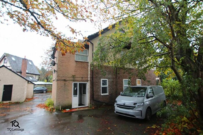 1 Bedroom Flat To Rent In Carr Brow, Stockport, SK6