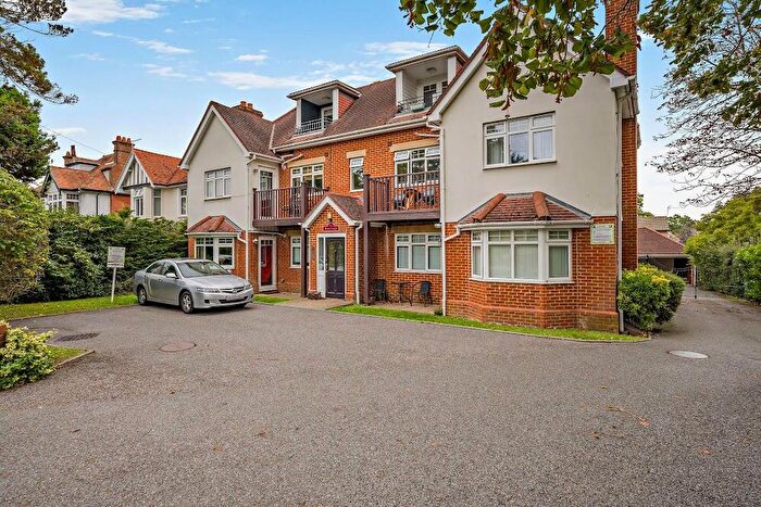 2 Bedroom Maisonette For Sale In Penn Hill Avenue, Poole, BH14