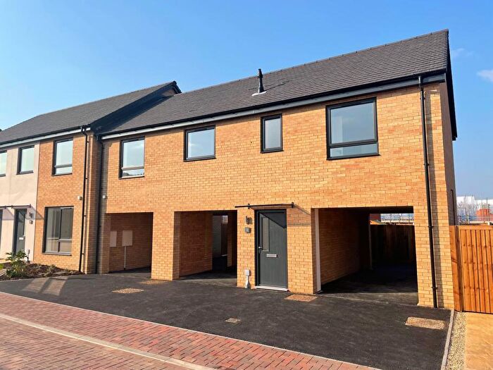 2 Bedroom End Of Terrace House To Rent In Ginger Row, Glebe Farm, MK17
