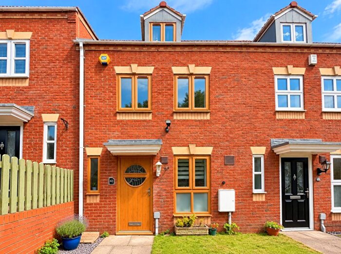 3 Bedroom Terraced House For Sale In Churchward Drive, Lawley, TF3