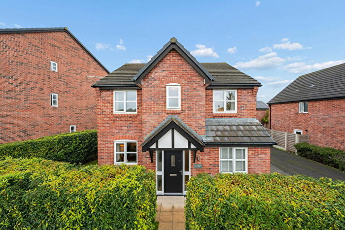 4 Bedroom Detached House For Sale In Starling Way, Radcliffe, Manchester, M26