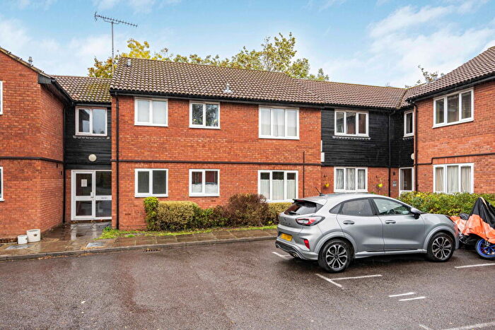 2 Bedroom Flat For Sale In Bookham Court, Church Road, Bookham, KT23
