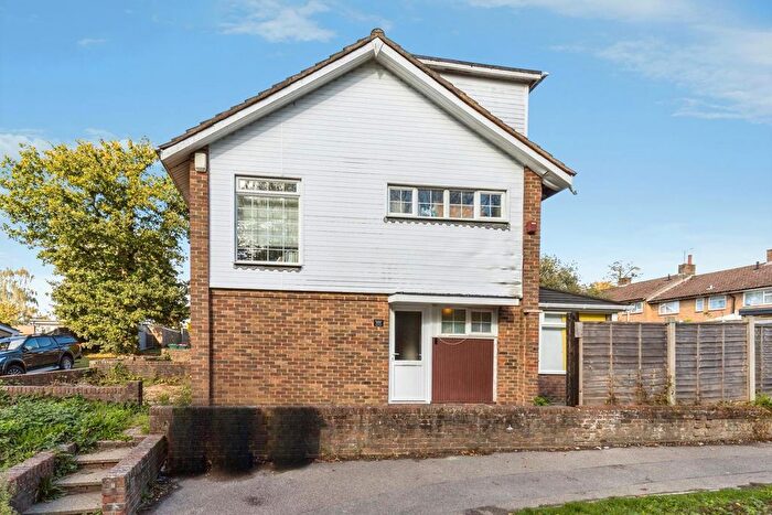 3 Bedroom End Of Terrace House For Sale In Buckswood Drive, Gossops Green, Crawley, West Sussex, RH11