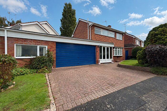 3 Bedroom Detached House For Sale In Meadowcroft, Hagley, Stourbridge, DY9
