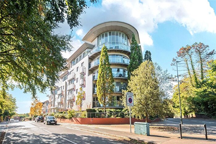 2 Bedroom Flat For Sale In Constitution Hill, Woking, Surrey, GU22