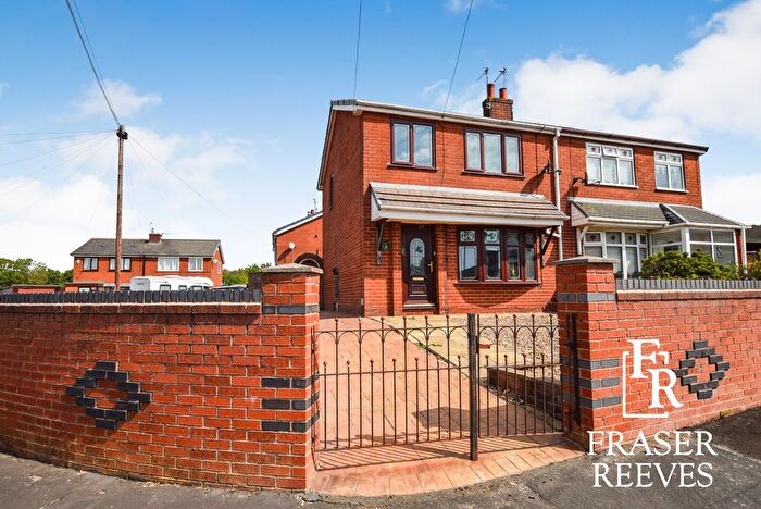 3 Bedroom Semi-Detached House For Sale In Troutbeck Avenue, Newton-Le-Willows, WA12