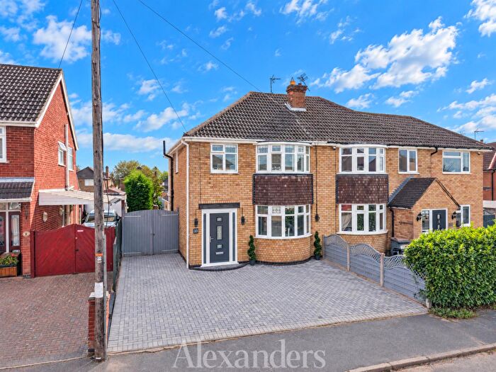 3 Bedroom Semi-Detached House For Sale In Gregory Road, Barlestone, Nuneaton, CV13