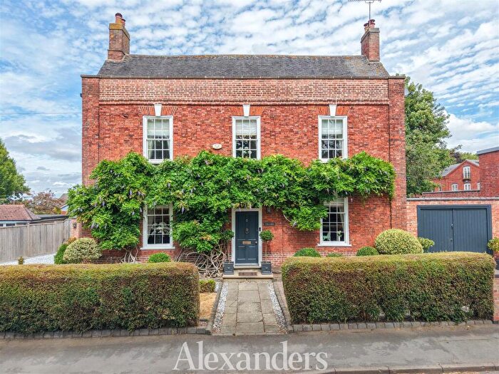 5 Bedroom Detached House For Sale In Station Road, Stoke Golding, CV13