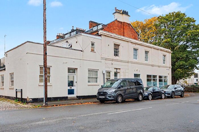 1 Bedroom Flat For Sale In Church Terrace, Leamington Spa, CV31