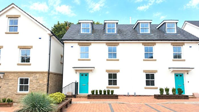 4 Bedroom Semi-Detached House For Sale In Cann Gardens, Shaftesbury, Dorset, SP7