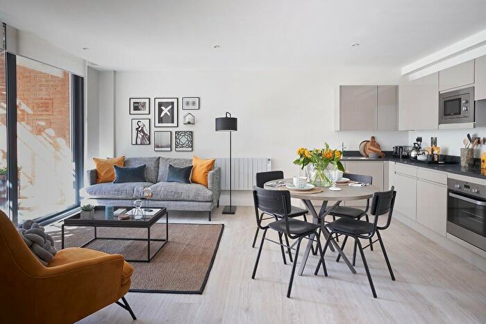 1 Bedroom Apartment To Rent In Button Building, Charlotte Street, Birmingham, B3