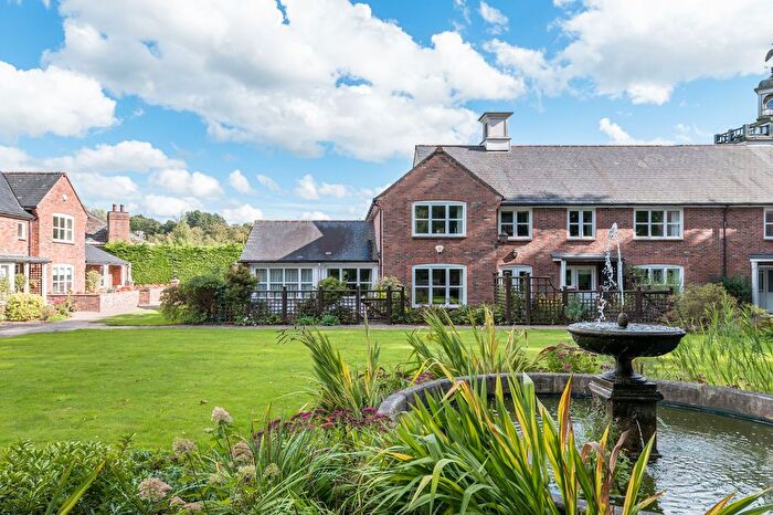 2 Bedroom Mews For Sale In Shirleys Drive, Prestbury, SK10