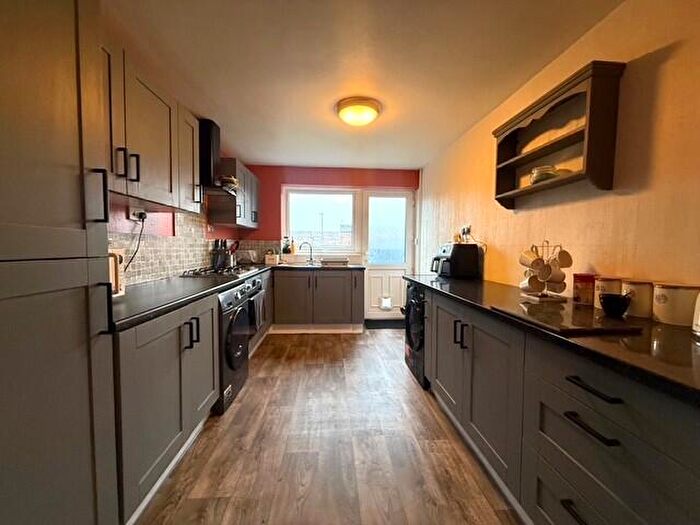 3 Bedroom House To Rent In Montrose Close, Sinfin, DE24