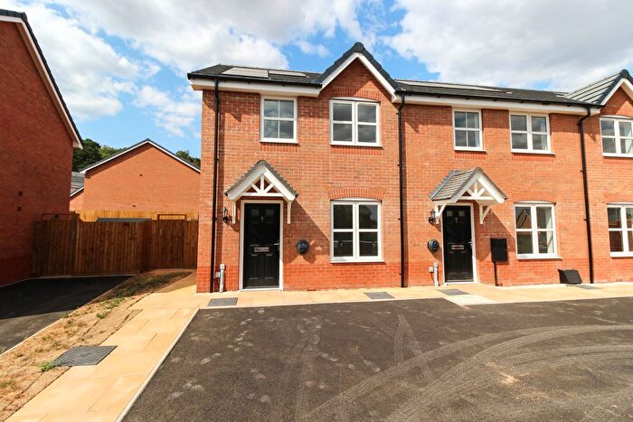 2 Bedroom End Of Terrace House For Sale In Eliot Road, Hatton, CV35